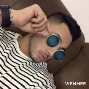 Meet your Posher, Jhon